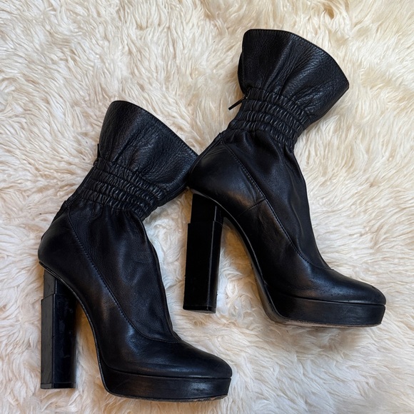 Vintage Fendi Black Leather Icon Ankle Sock Boots - 40